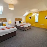 The Nook - Tv In Every Bedroom!